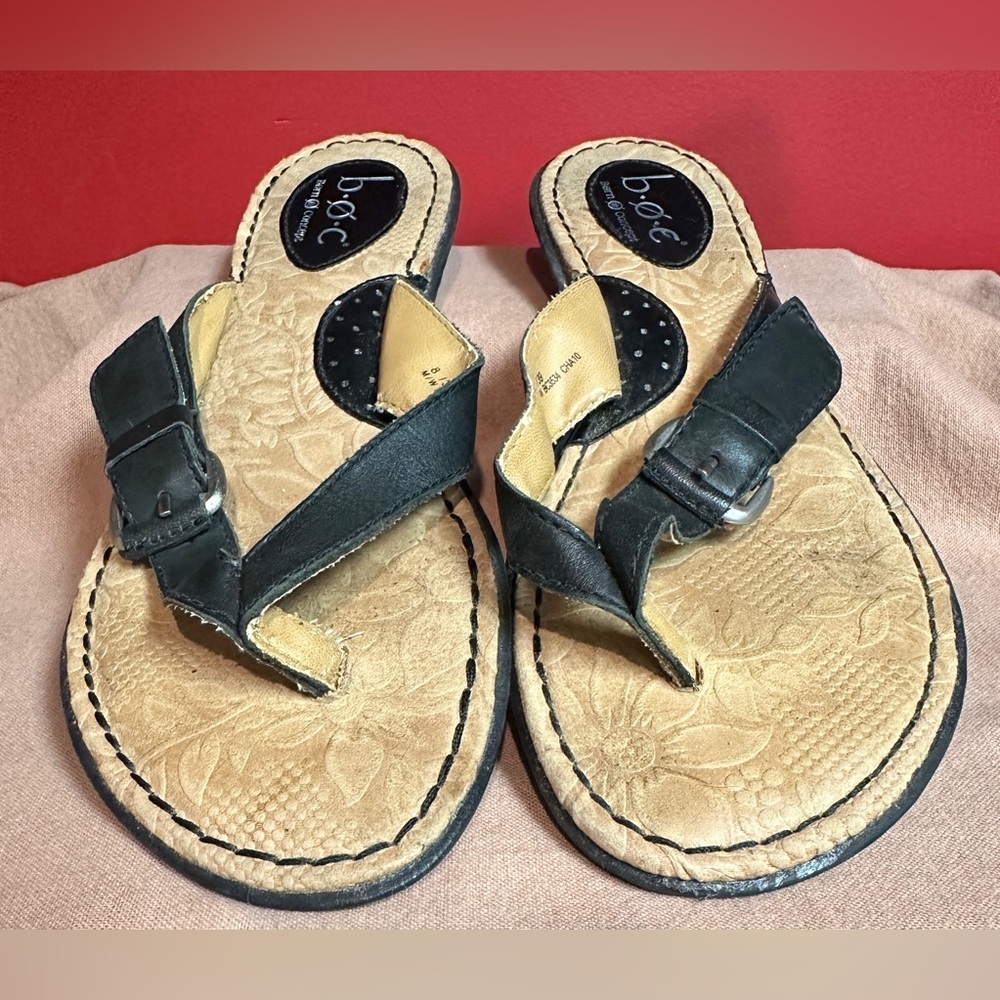b.o.c. By Born Black Thong Sandals Silver Tone Adjustable Buckle Women’s Size 8 - Picture 2 of 16